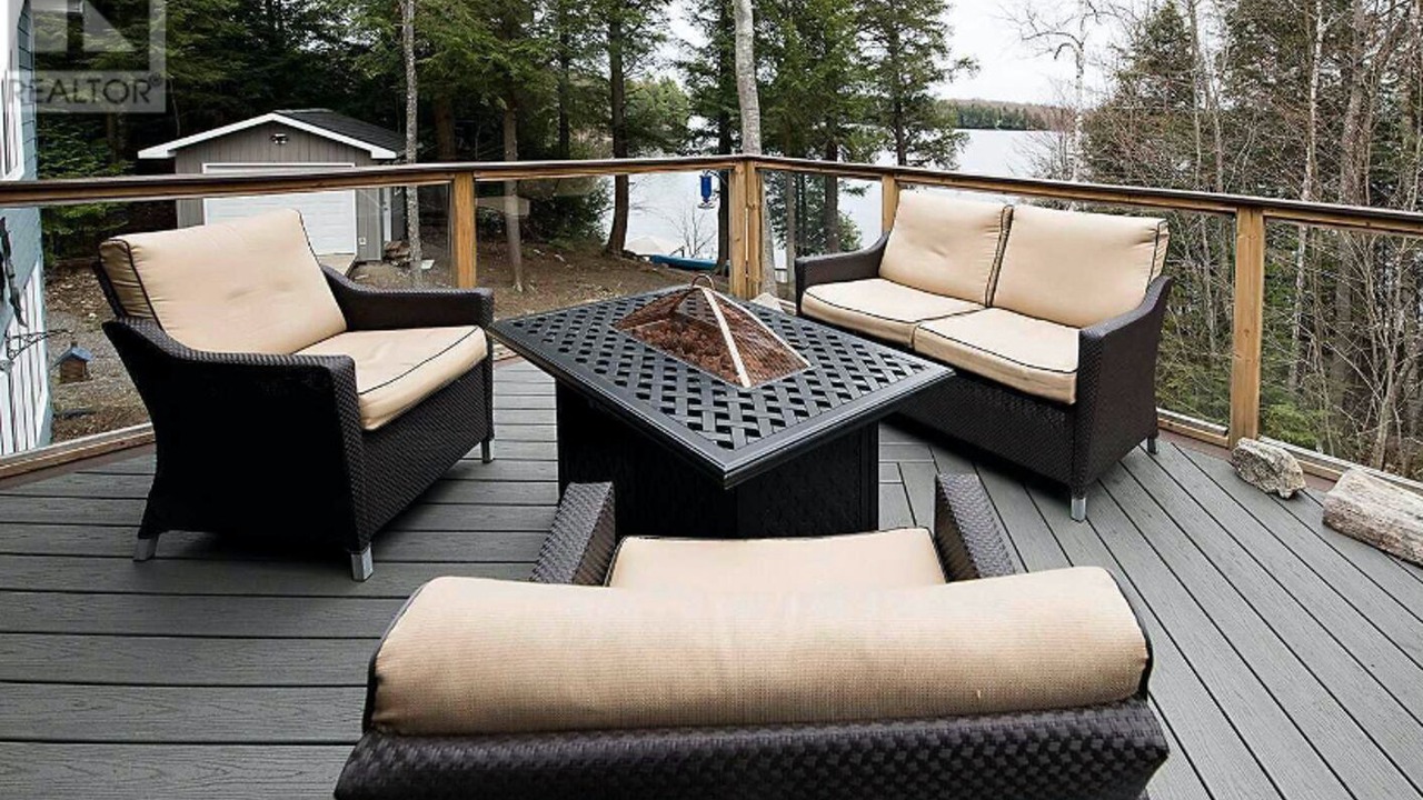 Photo of Patio Balcony in Unorganized Centre Parry Sound