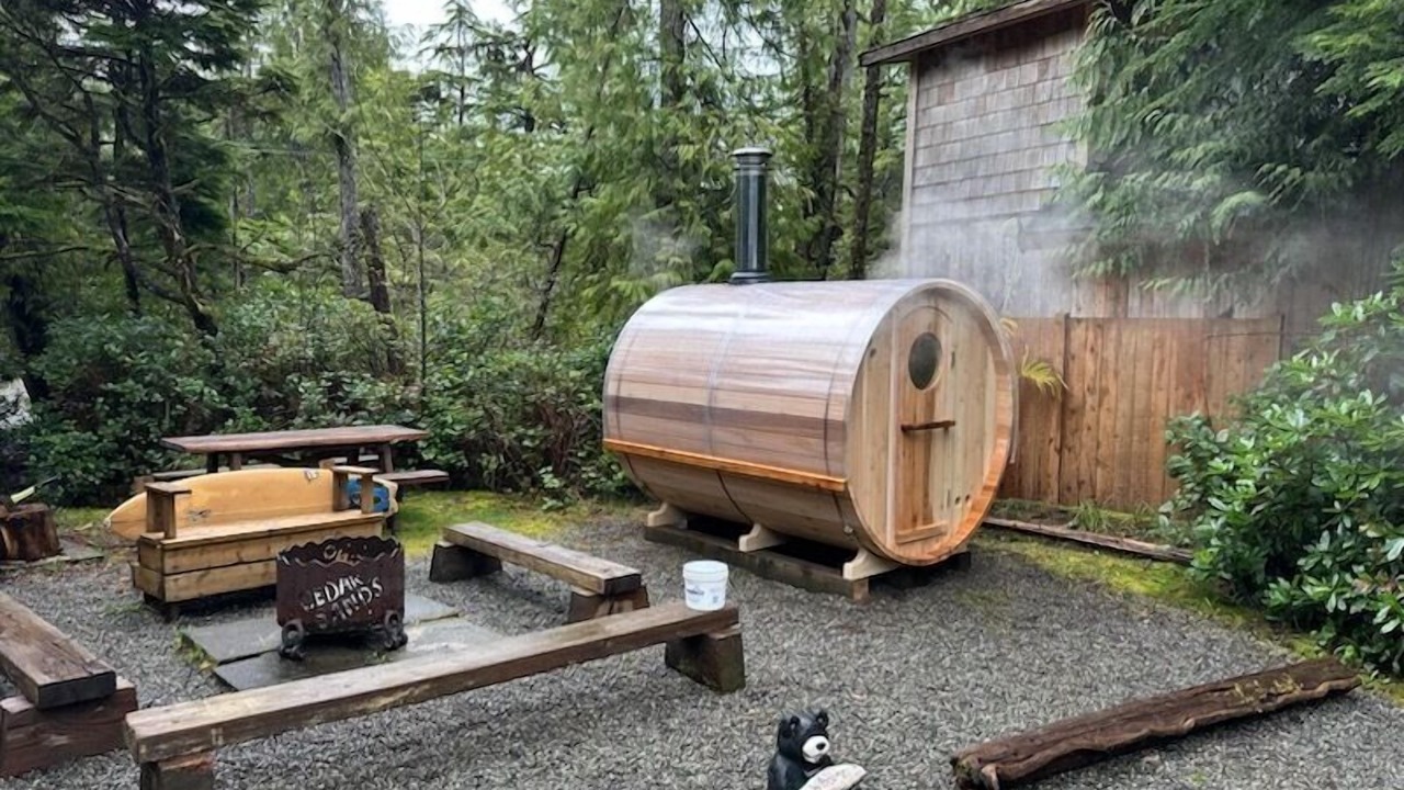 Photo of Others in Tofino