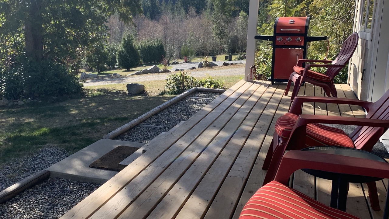 Photo of Patio Balcony in Gibsons