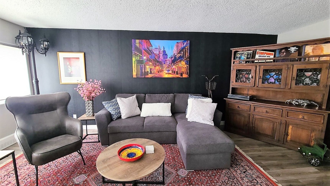 Photo of Livingroom in Saskatoon Downtown