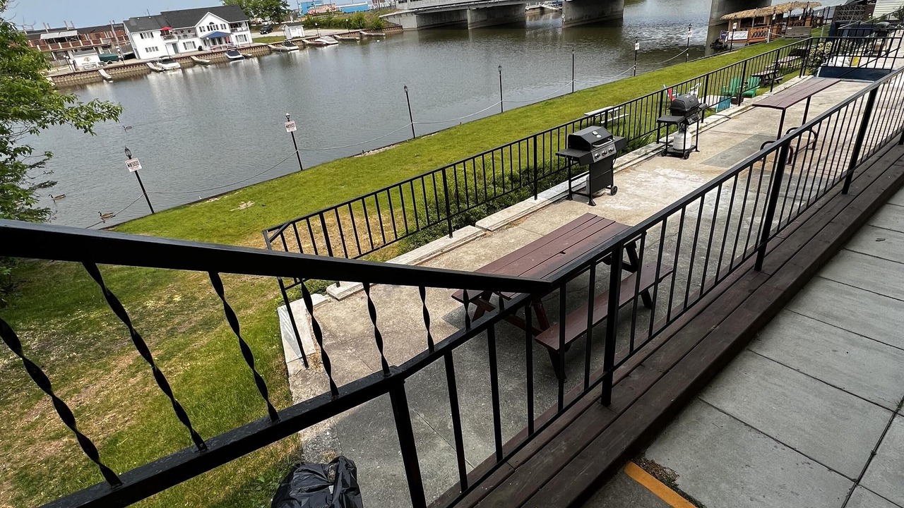 Photo of Patio Balcony in Wasaga Beach