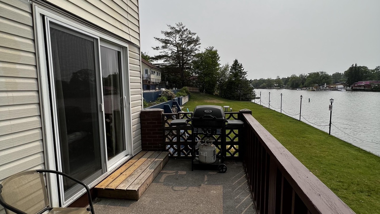 Photo of Patio Balcony in Wasaga Beach