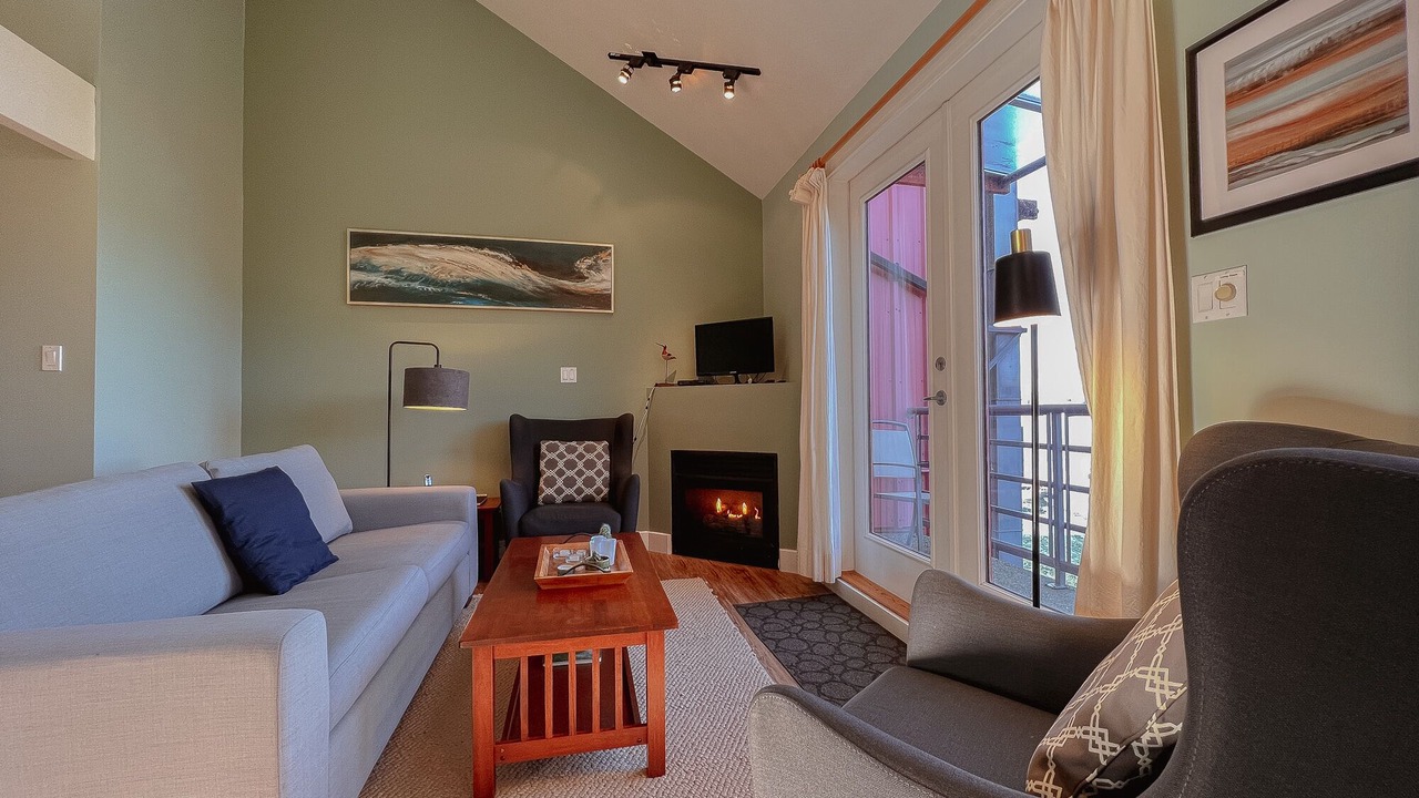 Photo of Livingroom in Tofino