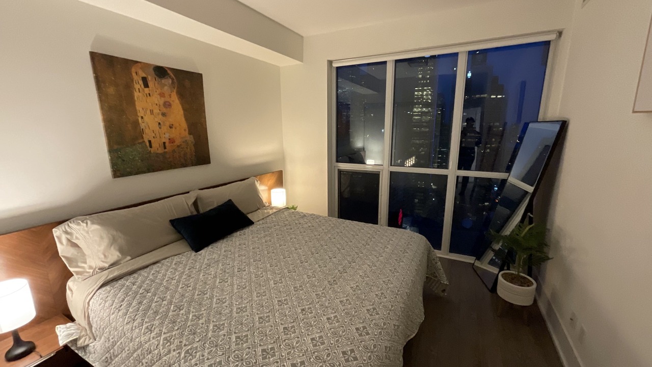 Photo of Bedroom in Toronto Entertainment District