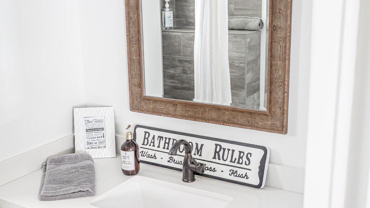 Photo of Bathroom in Coboconk
