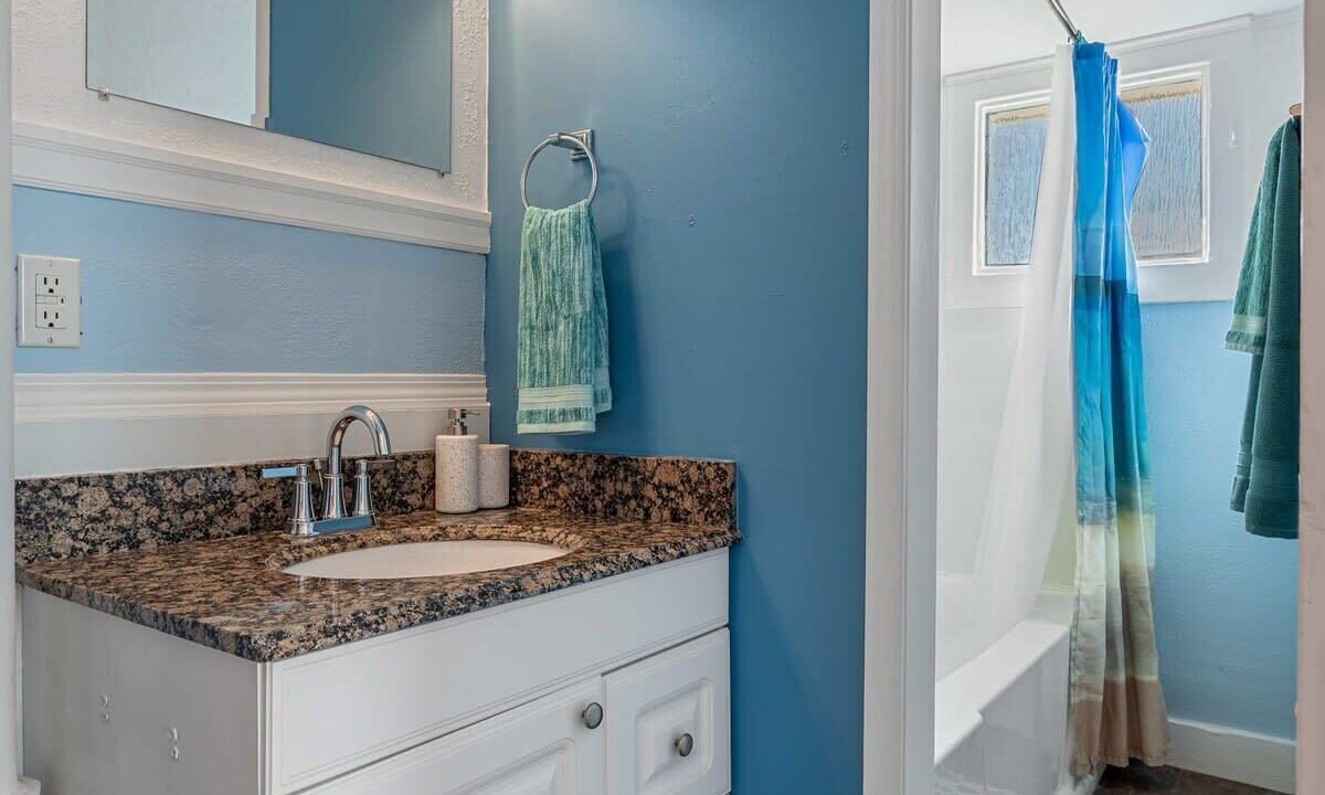 Photo of Bathroom in Drumheller