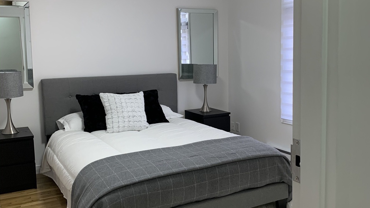 Photo of Bedroom in Little Italy