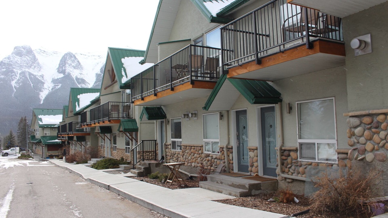 Photo of Outdoor in Harvie Heights