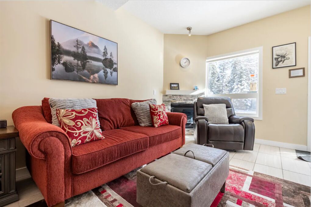 Photo of Livingroom in Harvie Heights