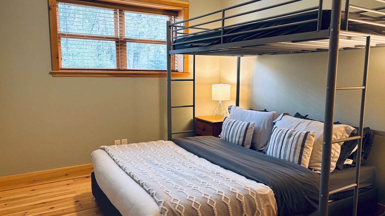 Photo of Bedroom in Fiddler Lake Resort
