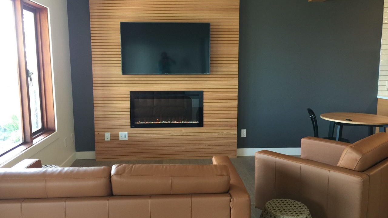 Photo of Livingroom in Juan de Fuca Electoral Area