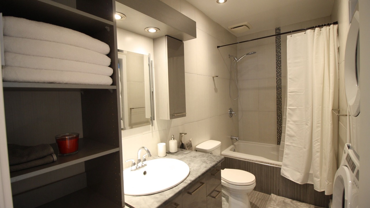Photo of Bathroom in Rosemont-La Petite-Patrie