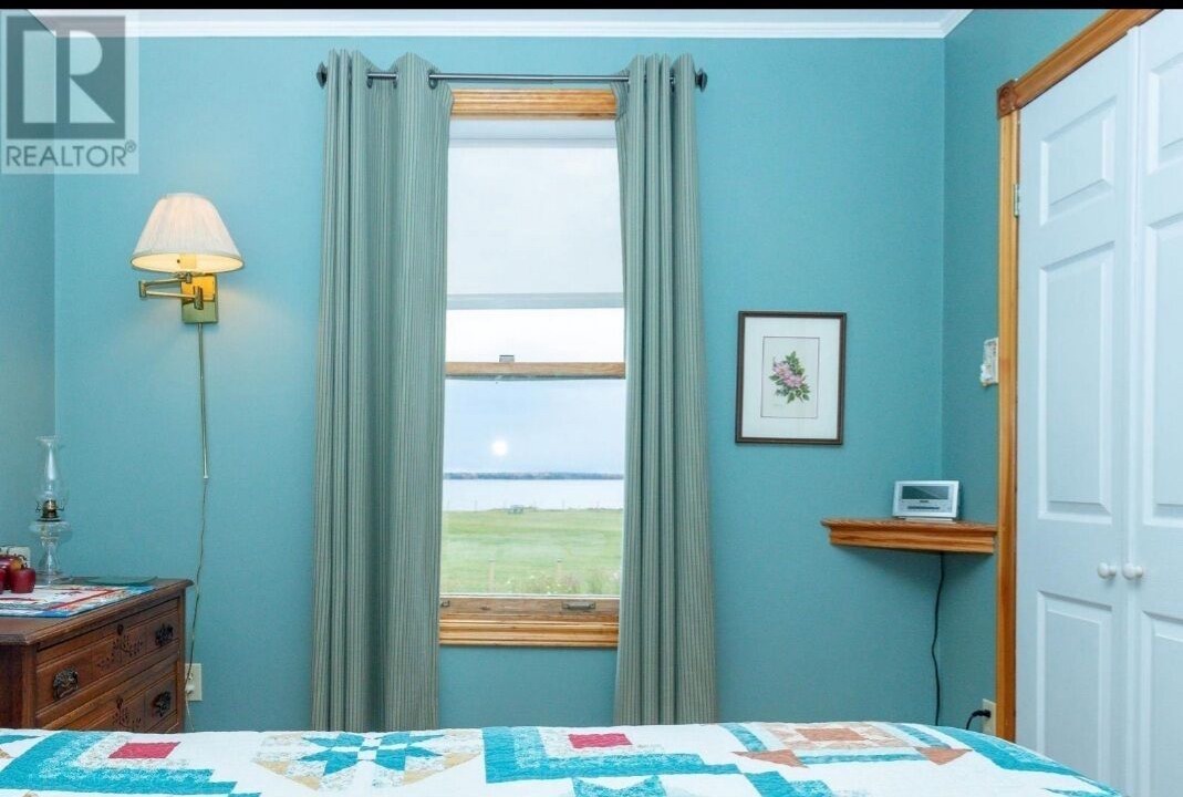 Photo of Bedroom in Lower Montague