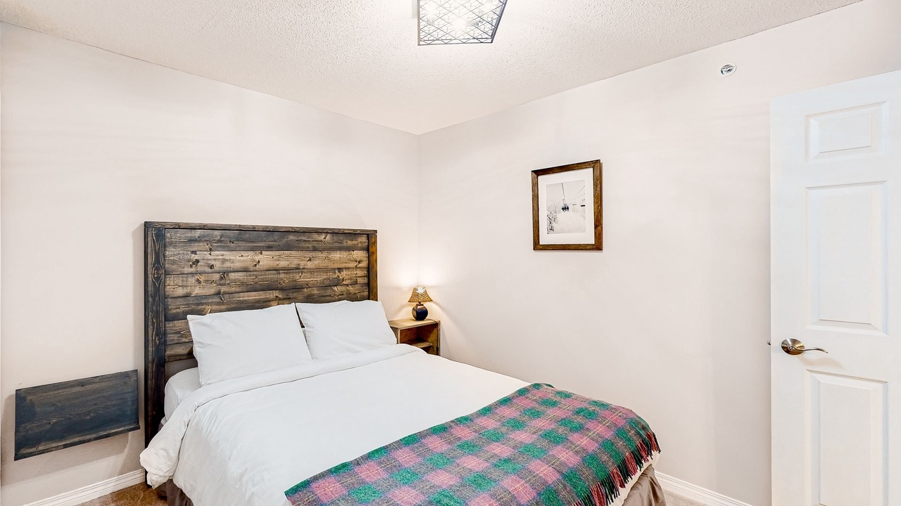 Photo of Bedroom in Big White Ski Resort