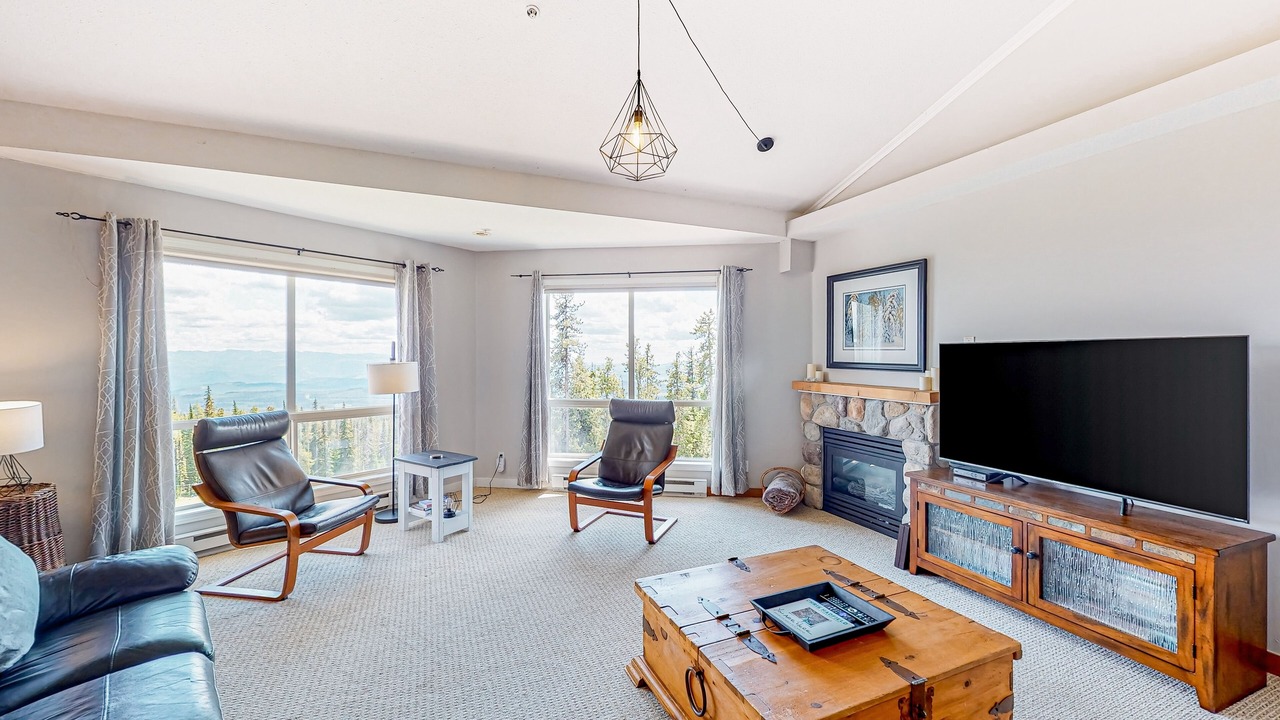 Photo of Livingroom in Big White Ski Resort