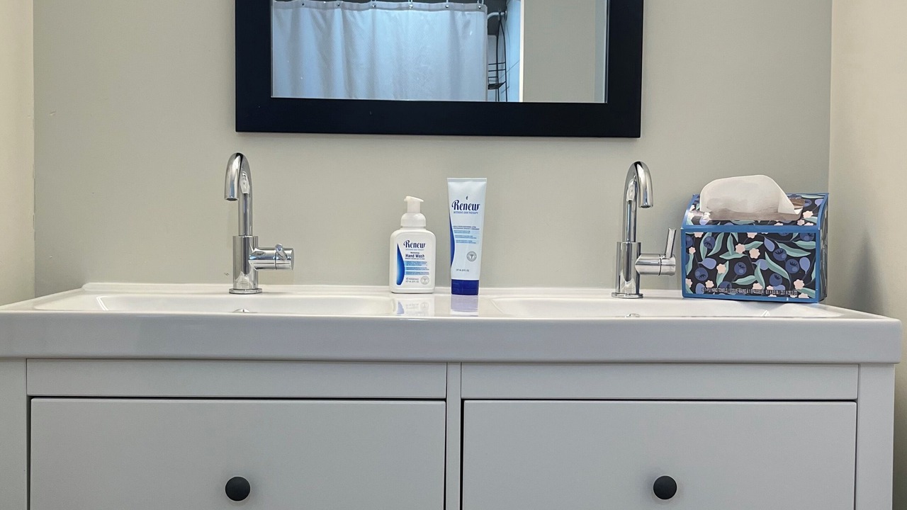 Photo of Bathroom in Port Stanley
