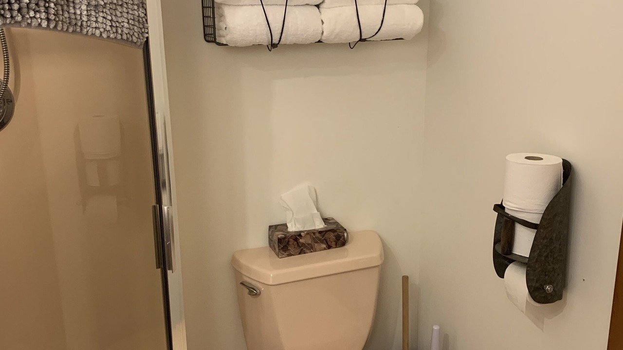 Photo of Bathroom in Lone Butte