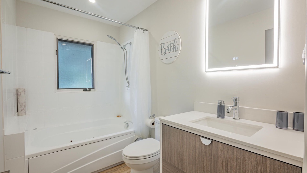 Photo of Bathroom in Tay
