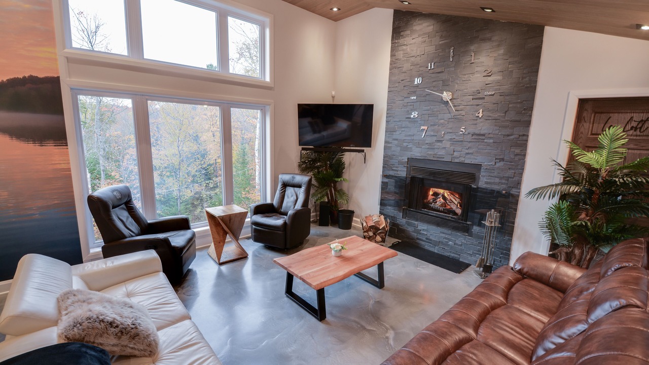 Photo of Livingroom in Sainte-Ann-des-Lacs