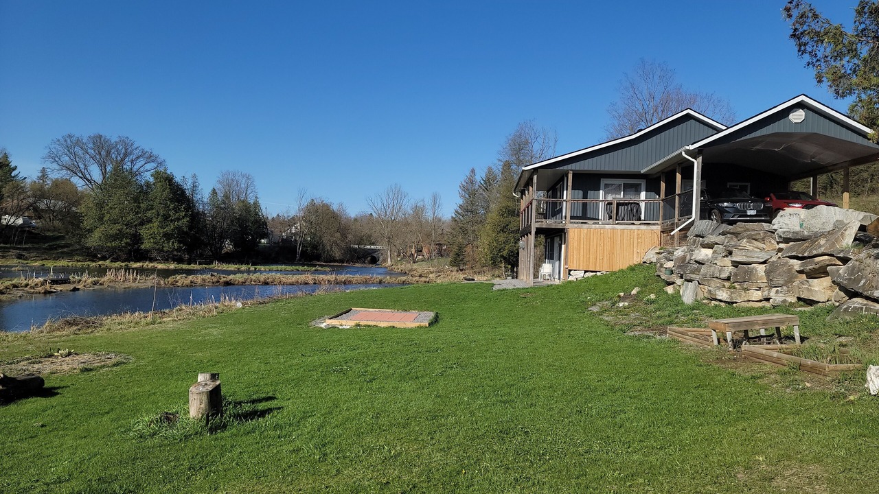 Photo of Outdoor in Gilmour
