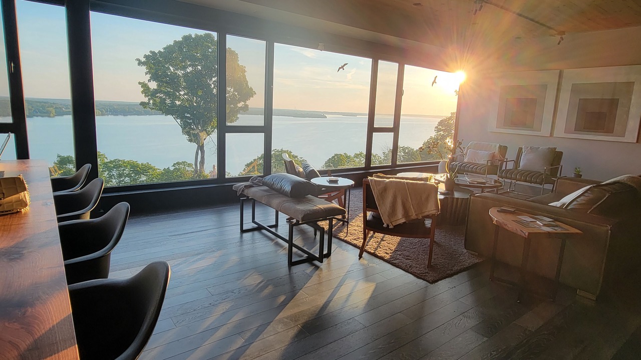 Photo of Livingroom in Prince Edward