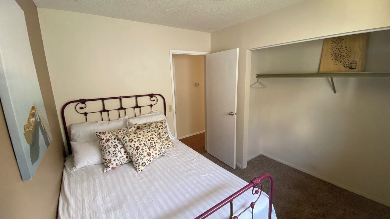 Photo of Bedroom in Montgomery