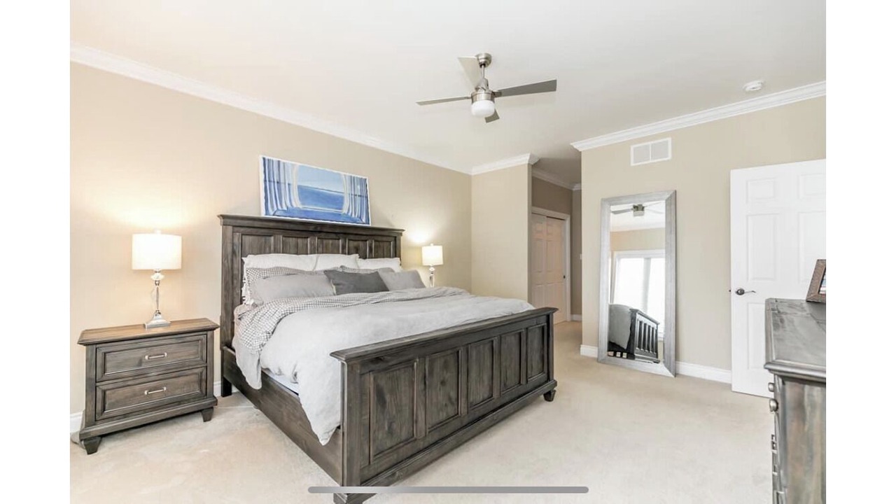Photo of Bedroom in Victoria Harbour