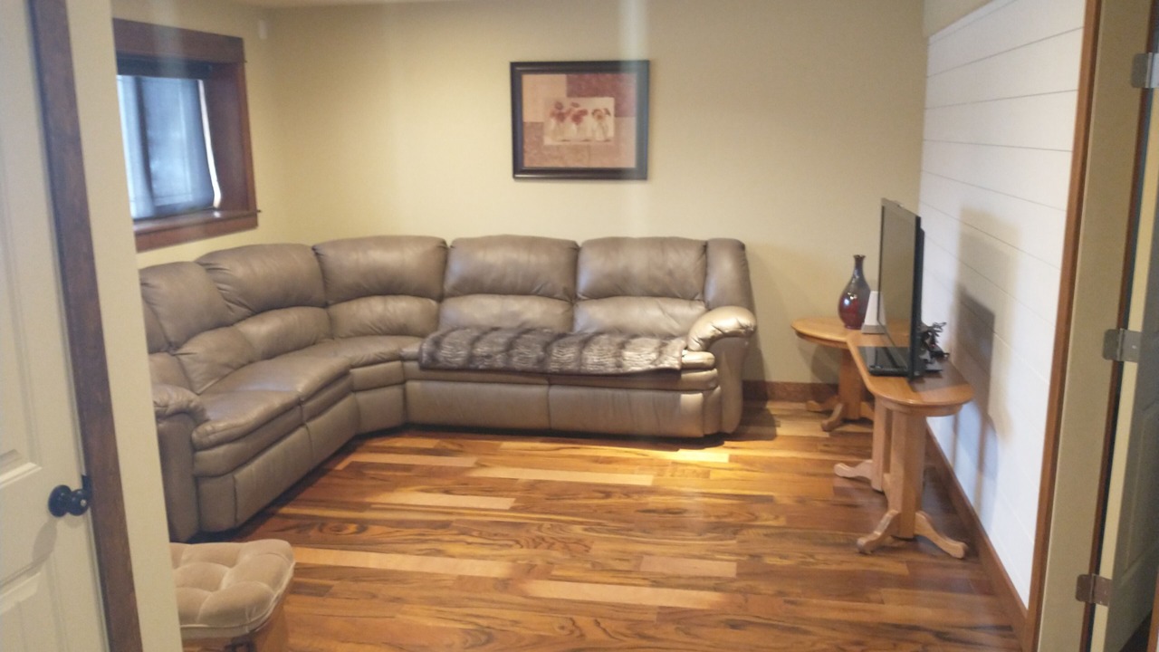 Photo of Livingroom in East Kootenay
