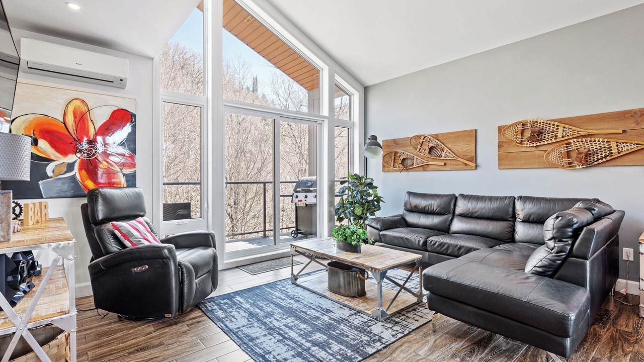 Photo of Livingroom in Stoneham