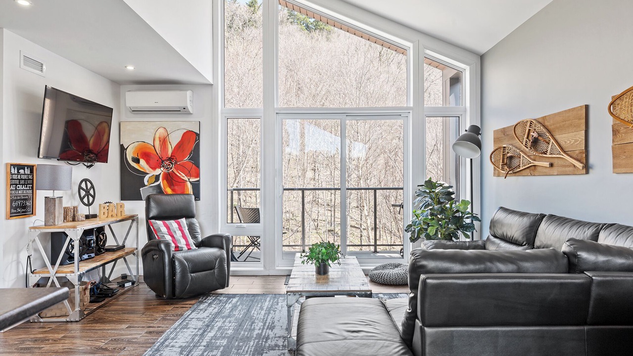 Photo of Livingroom in Stoneham