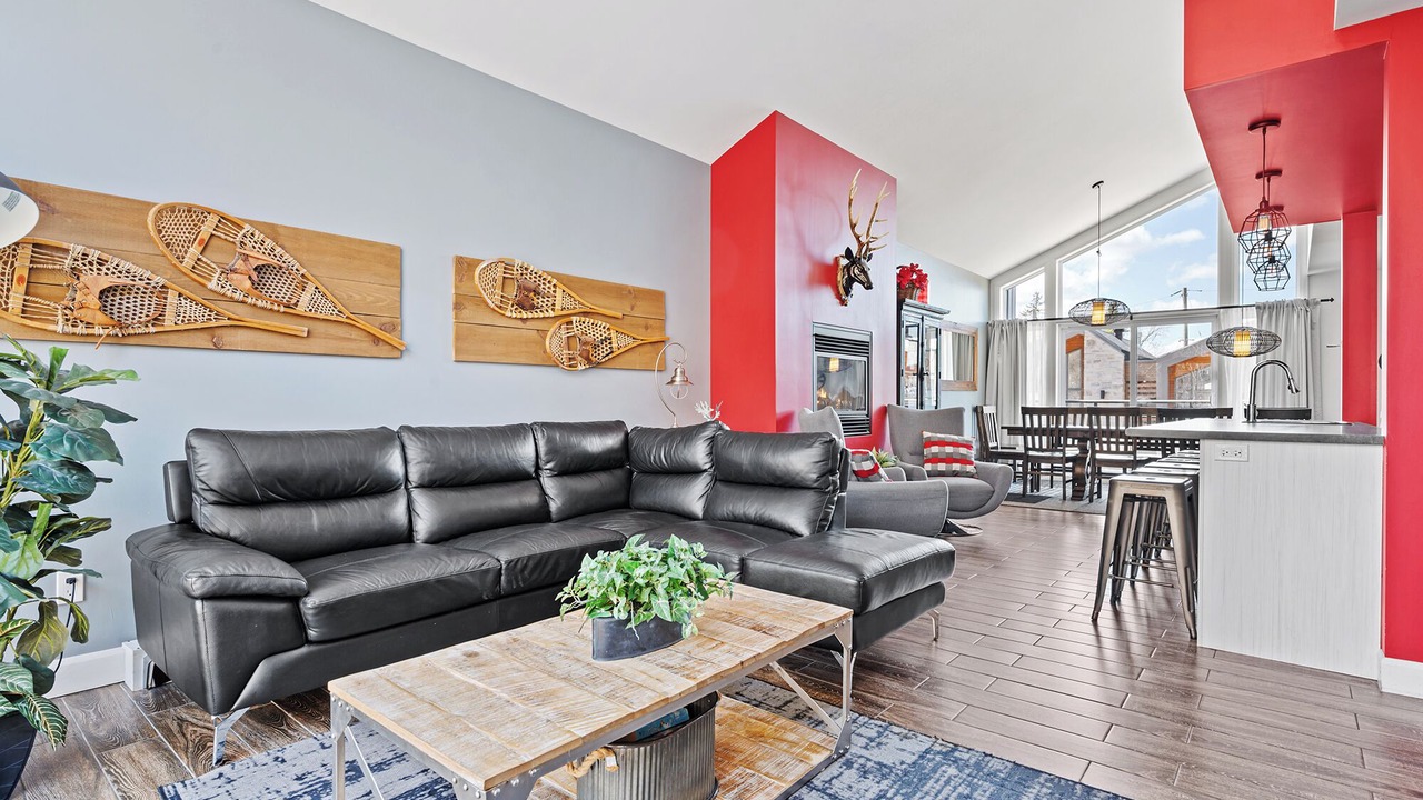 Photo of Livingroom in Stoneham