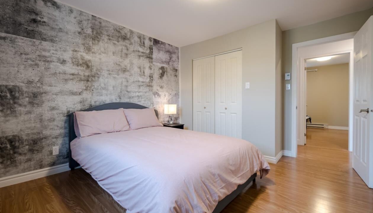 Photo of Bedroom in McMasterville