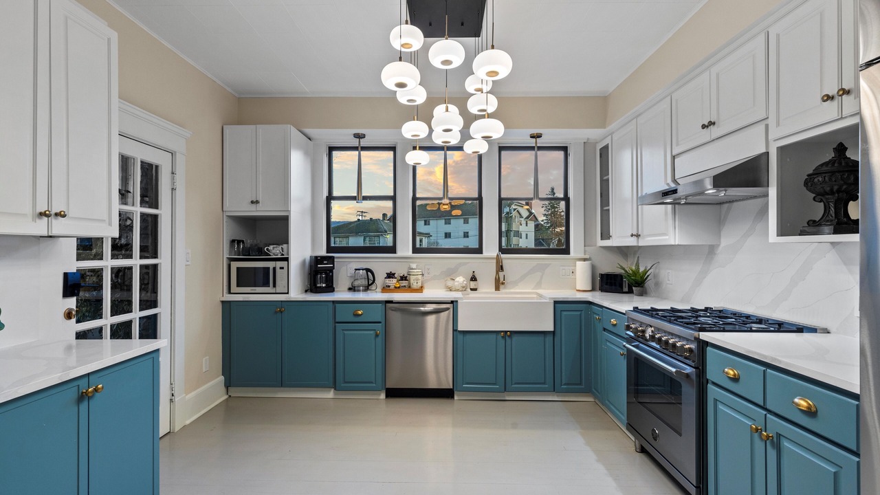 Photo of Kitchen in Chilliwack Proper Village West