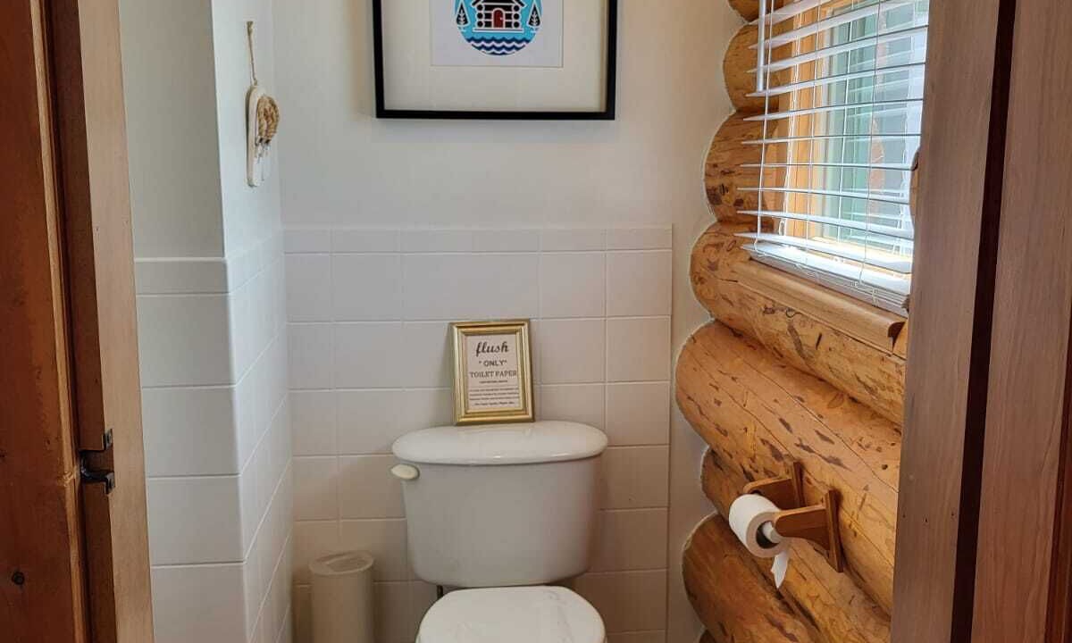 Photo of Bathroom in Cable Head East