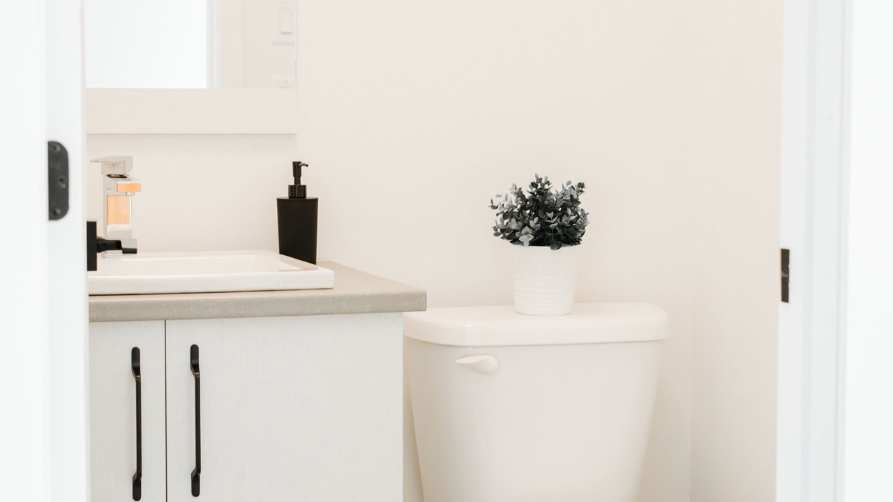 Photo of Bathroom in Saint-Hubert