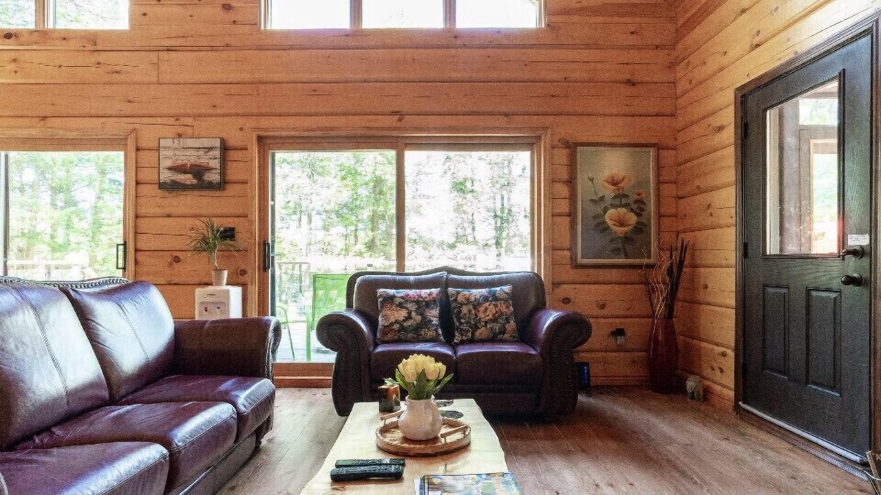 Photo of Livingroom in Gravenhurst