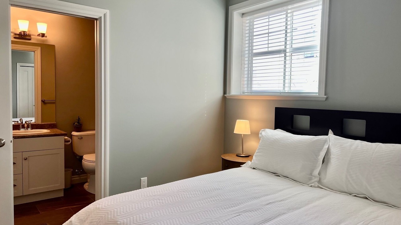 Photo of Bedroom in Okanagan-Similkameen