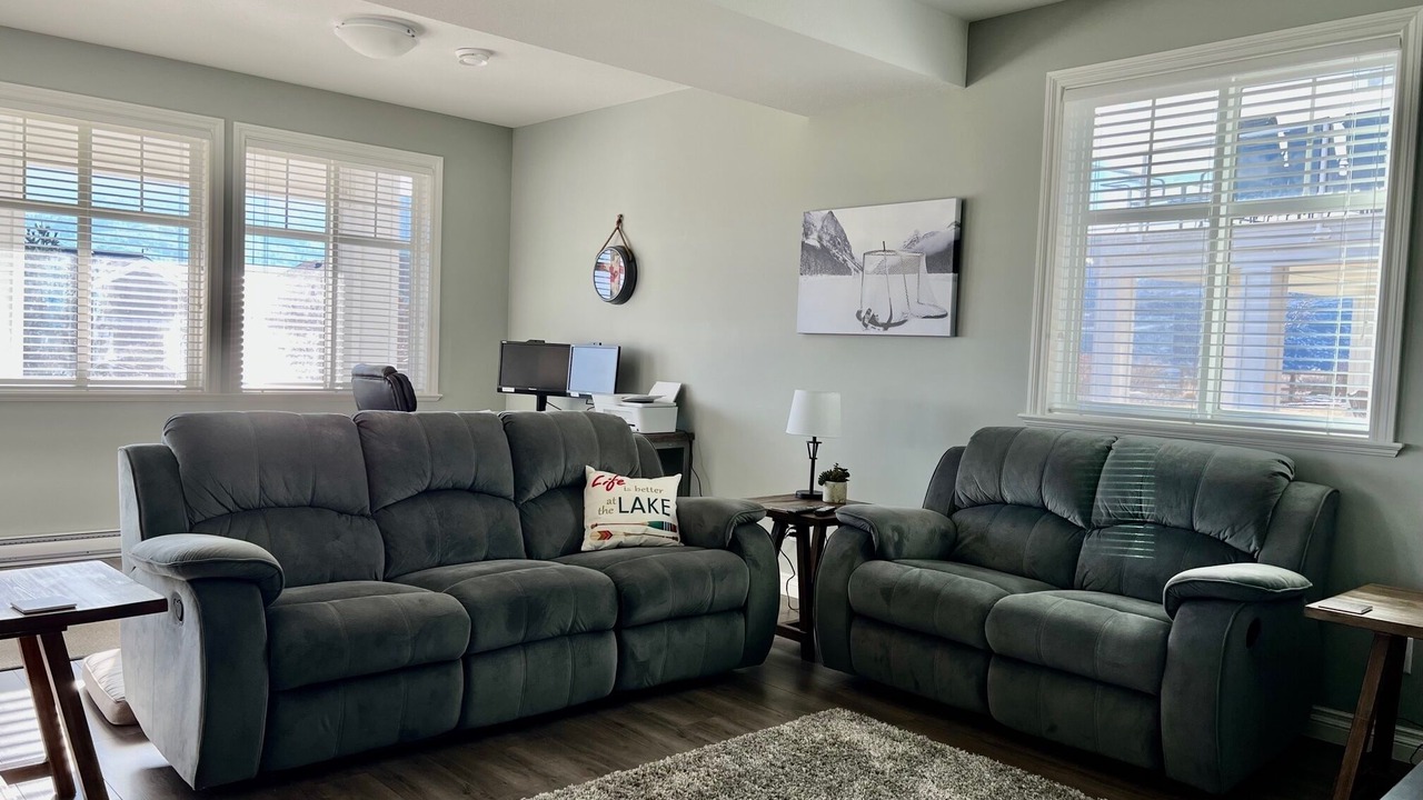 Photo of Livingroom in Okanagan-Similkameen