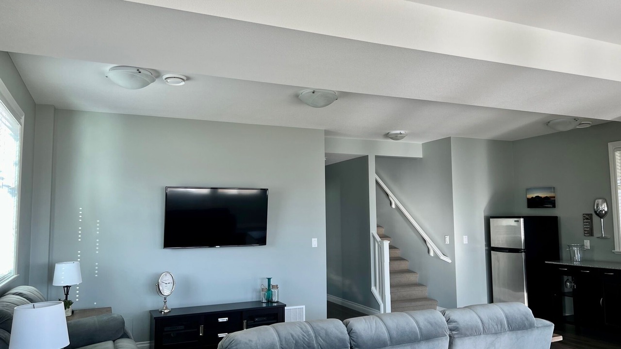 Photo of Livingroom in Okanagan-Similkameen
