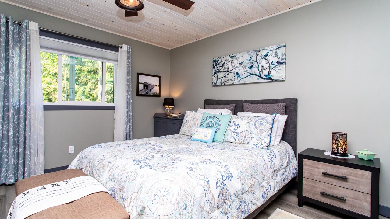 Photo of Bedroom in Central Alberta