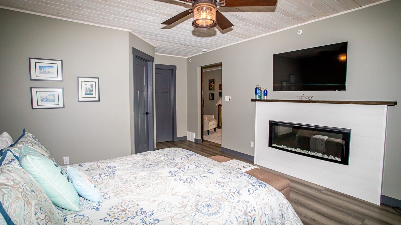 Photo of Bedroom in Central Alberta