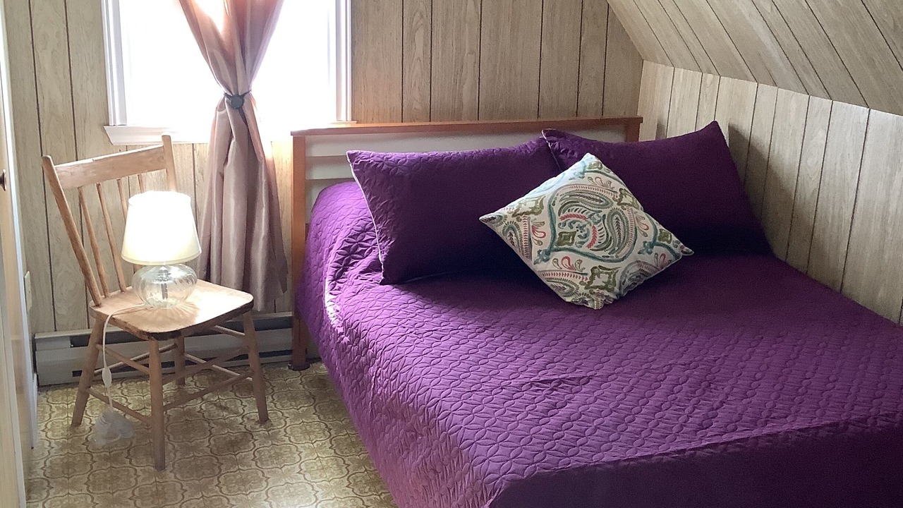 Photo of Bedroom in Cap-Bateau