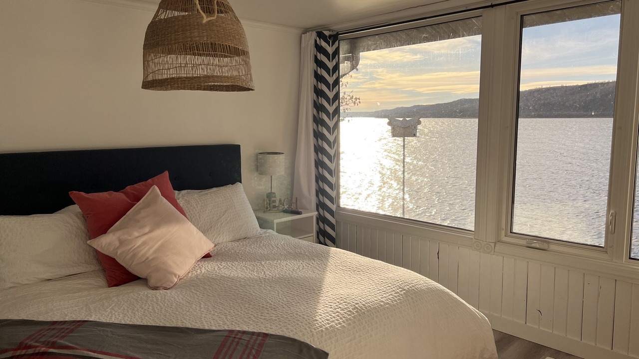 Photo of Bedroom in Melville Beach