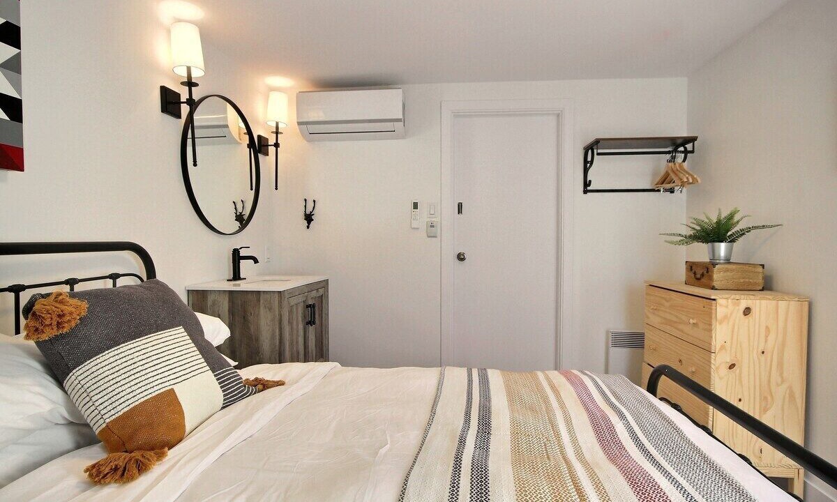 Photo of Bedroom in Old Quebec