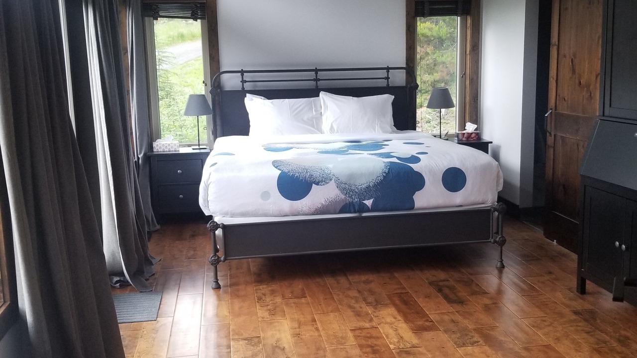 Photo of Bedroom in East Kootenay