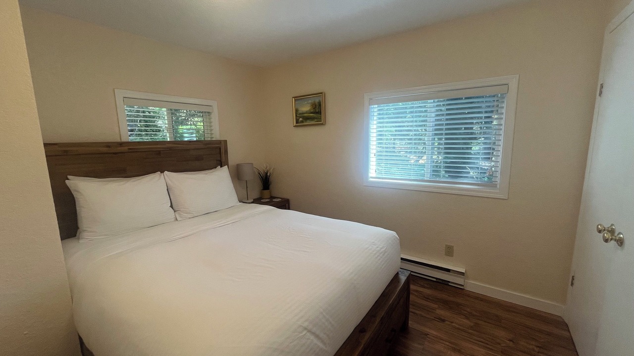 Photo of Bedroom in Otter Point