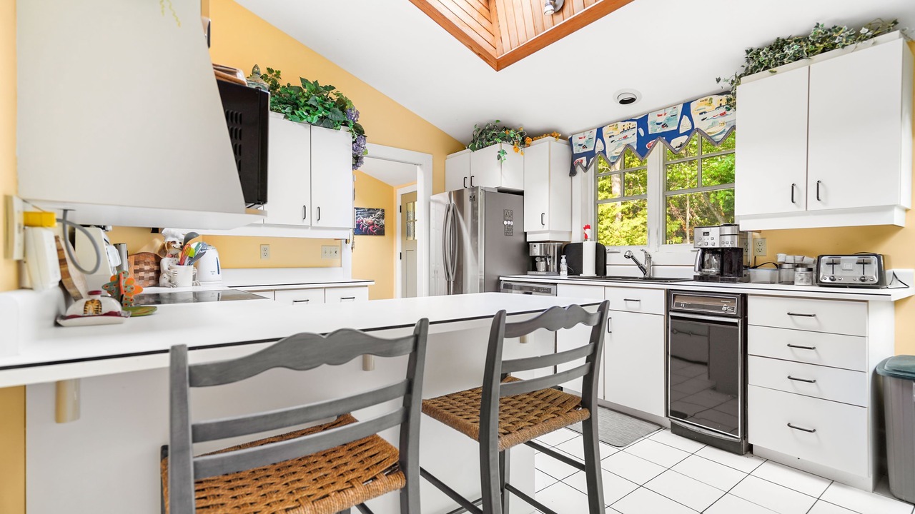 Photo of Kitchen in Georgian Bay