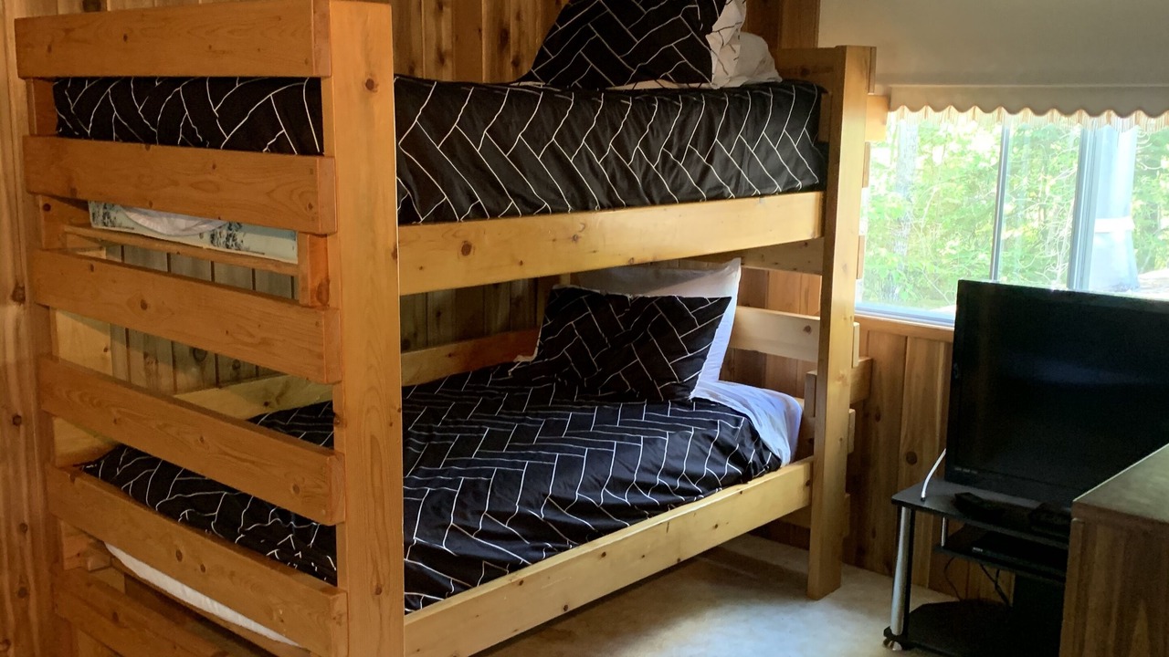Photo of Bedroom in Candle Lake