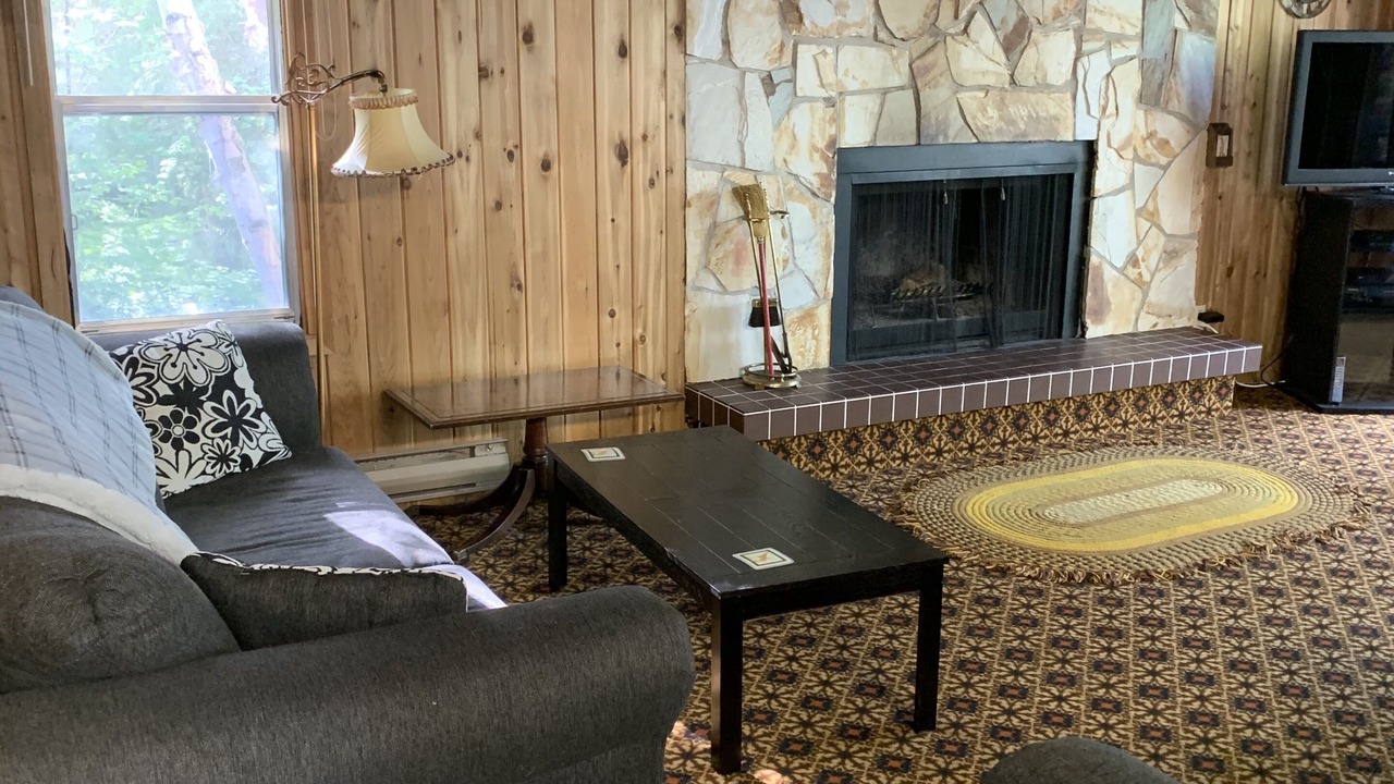 Photo of Livingroom in Candle Lake