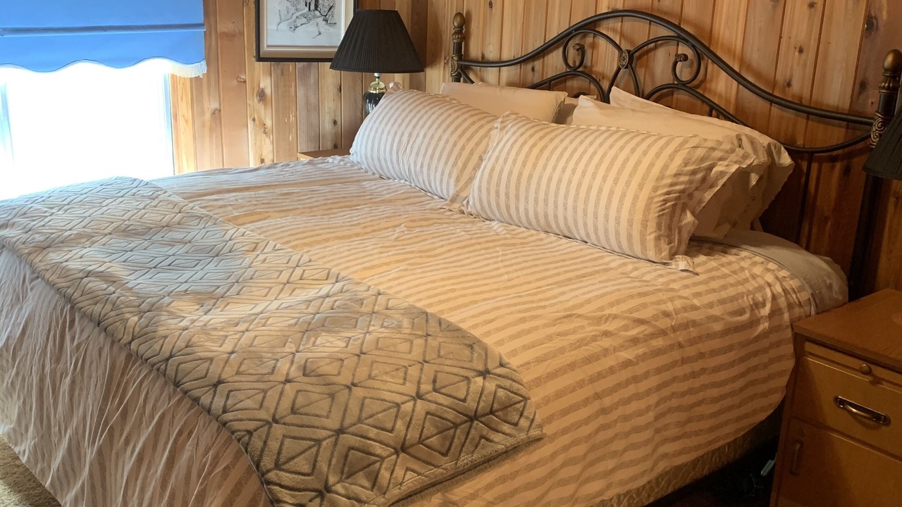 Photo of Bedroom in Candle Lake